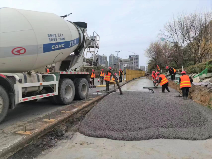 static/picture/1花果山大道与苍梧路徐新公路交叉口2.jpg