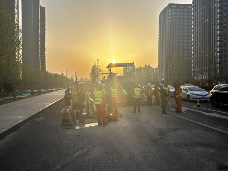 static/picture/1花果山大道路口改造完工，正式通车2.jpg